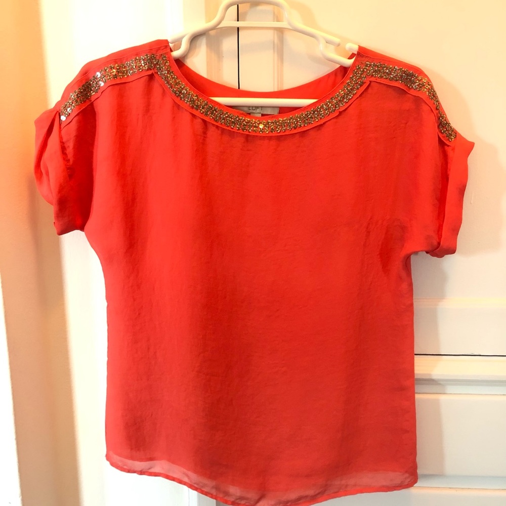 LOFT peach flowing sequined top - M